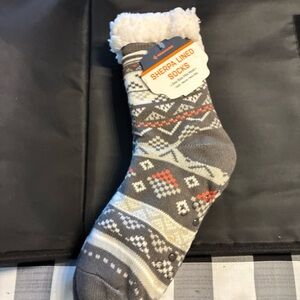Sherpa Lined Socks - Gray and Red Pattern